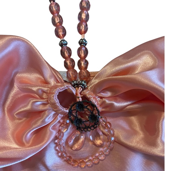 Charlotte Russe Halter Top - Picture 3 of 5